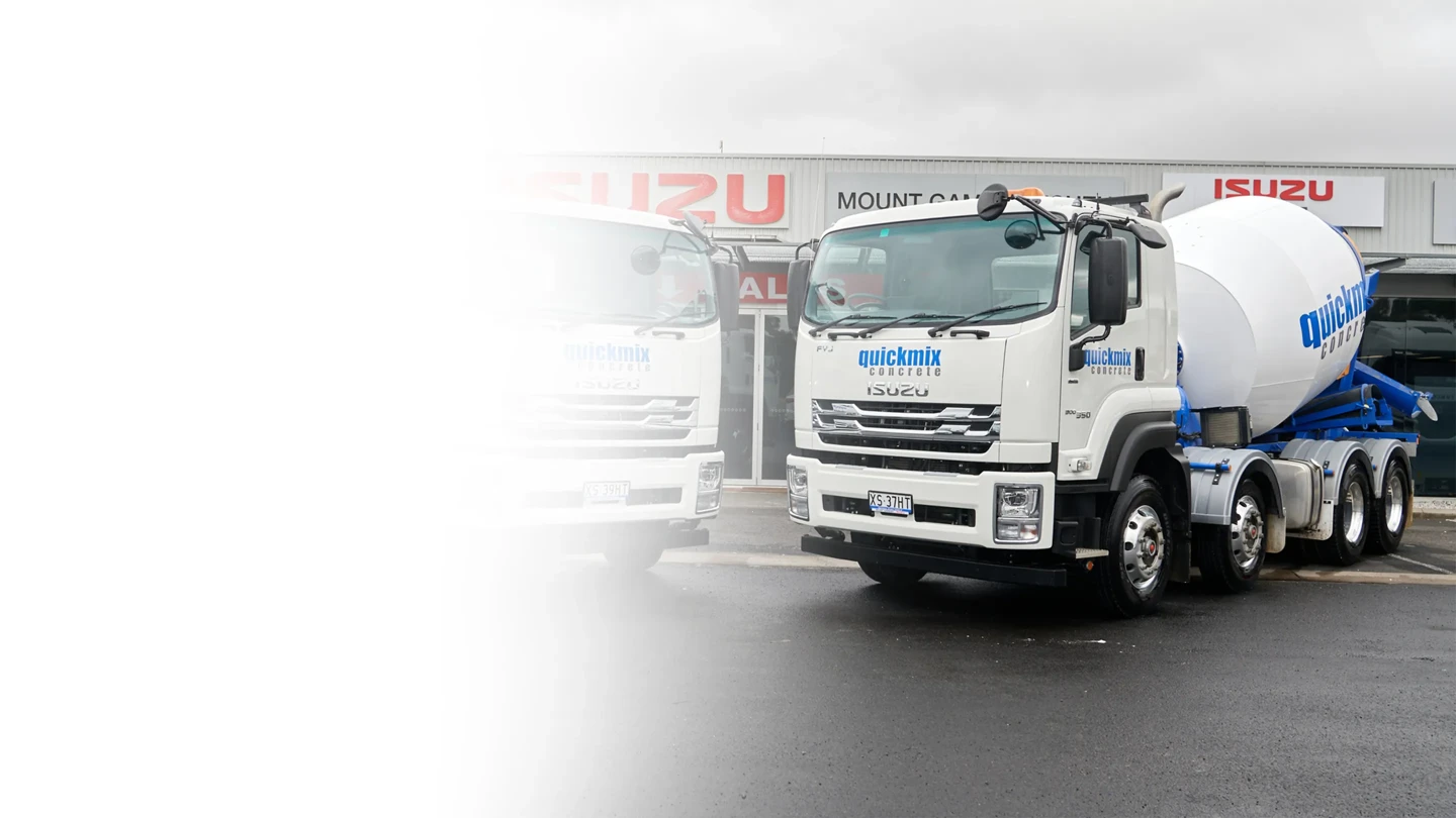 ISZS1935 Agitator Hero Desktop 1440X810 2X